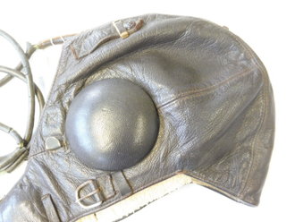 Luftwaffe Kopfhaube LKp W53. Leicht getragenes, sehr seltenes Stück, das Kabel brüchig, sonst  in gutem Zustand