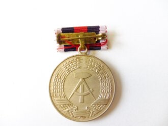 DDR Feuerwehr Medaille für treue Dienste in der freiwilligen Feuerwehr in Silber