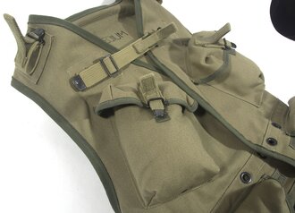Assault Vest, OD#3 M, At the Front