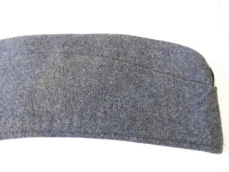 Schiffchen für Mannschaften in neuwertigem Zustand, grosse Kopfgrösse. Luftschutz ?