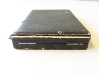 1. Weltkrieg, eiserne Plakette des Königlich Bayrischen Reserve Infanterie Regiments No.1. In defektem Etui