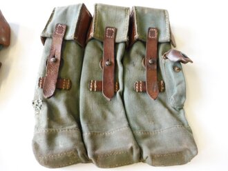 Paar Magazintaschen zum Sturmgewehr 44, wohl frühe DDR Fertigung
