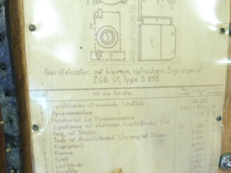 Kleines optisches Signalgerät ZG6 ( Lichtmorsegerät) Polnisches Beutestück, bei der Wehrmacht verausgabt. Funktion nicht geprüft