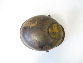 1.Weltkrieg Stahlhelmglocke, Originallack, Glockengröße 68