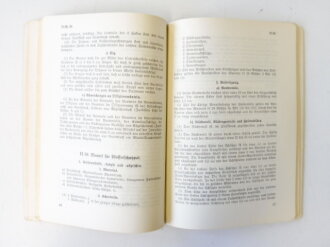 PDV 1, III. Teil " Polizei Bekleidungsvorschrift" III. Teil: Uniform Anfertigungsvorschrift von 1939. 129 Seiten
