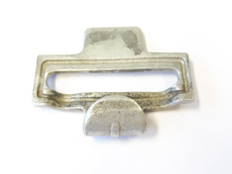 Aluminiumgegenhalt für den Koppelriemen der Mannschaften...