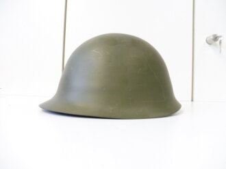 China Stahlhelm  GK80A, Originallack, neuwertiges Stück