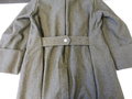 1. Weltkrieg, feldgrauer Mantel für Mannschaften, Kammerstück datiert 1916. Guter Zustand, Schulterbreite 45 cm, Armlänge 61 cm