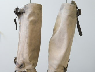 Luftwaffe, Paar Tropenstiefel , ungereinigte Stücke aus Scheunenfund, das Leder weich