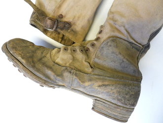 Luftwaffe, Paar Tropenstiefel , ungereinigte Stücke aus Scheunenfund, das Leder weich