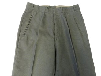 Bundeswehr, Tuchhose Kammerstück von 1972, Bundweite 82 cm, Beinlänge 100 cm