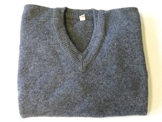 Bundeswehr , Pullover 1. Modell in sehr gutem Zustand, Schulterbreite 38 cm, Armlänge 51 cm