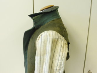 Reichswehr Dienstrock, getragenes Stück in gutem Zustand, Schulterbreite 40 cm, Armlänge 58 cm