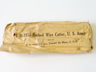 U.S. Army 1944 dated M1938 Barbed wire Cutter in shipping bag