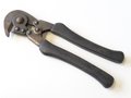 U.S. Army 1944 dated M1938 Barbed wire Cutter in shipping bag