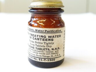 U.S. WWII tablet water purification Stock No. 51-T-1500....