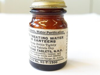 U.S. WWII tablet water purification Stock No. 51-T-1500. For display only