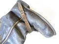 Luftwaffe, Paar Stiefel für fliegendes Personal. Seltene, frühe Ausführung zum tragen über dem "normalen" Stiefel. Getragenes Paar , ein Reissverschluss defekt, sonst in gutem Zustand,  datiert 1937