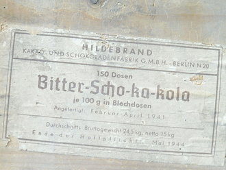 Transportkasten für 150 Dosen Scho-ka-kola von 1941. Holzwurmbefall, sonst gut. Ja- der Brandstempel HK an der Seite ist Original