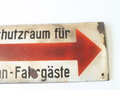 Emailschild " Zum Luftschutzraum für Reichsbahn Fahrgäste " 60 x 21cm, leuchtet im Dunkeln