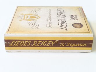 Pack "Liebes Reigen " Zigaretten, leer , Steuerbanderole mit Hakenkreuz