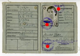 Rückkehrer Ausweis für das Altreich datiert 1940