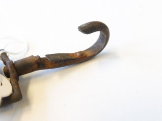 Stellschlüssel für Zeitzünder S/30 (Standartzünder der Flak bei den Kalibern 8,8 cm, 10,5 cm und 12,8 cm) in Tasche. Der seltene Schlüssel in gutem Zustand