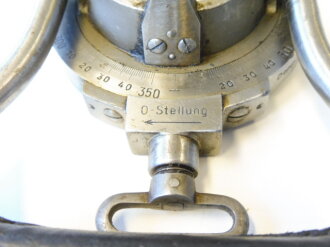 Stellschlüssel für Zeitzünder S/30 (Standartzünder der Flak bei den Kalibern 8,8 cm, 10,5 cm und 12,8 cm) in Tasche. Der seltene Schlüssel in gutem Zustand