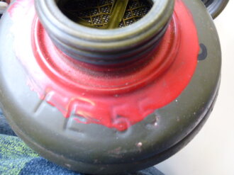 Bundeswehr, Gasmaske in Tasche altes Modell, Reissverschluss schwer gängig