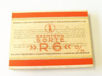 Schachtel Zigaretten "R6" ungeöffnet , Steuerbanderole mit Hakenkreuz, aus der originalen Umverpackung