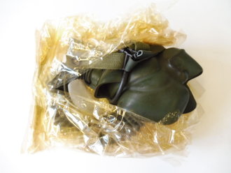 U.S. Army Air Force, Mask, Oxygen, Type A-14, Medium. Rubber a bit dry,  boxed
