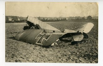 1. Weltkrieg, Foto eine abgestürzten Deutschen Maschine 9 x 14cm
