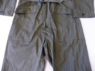 U.S. Army 1943 dated, Armoured troops, Suit, HBT OD No7, One-Piece special. Size 40L, vgc,  Schulterbreite 49 cm, Armlänge 65 cm
