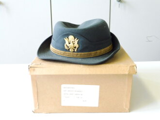 U.S. 1967 dated Wool Army Service hat, size 22. Unused in the original cardboard box