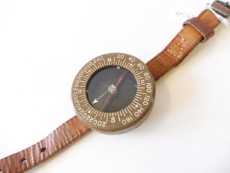 U.S. WWII, Compass, Wrist. Made by Superior Magneto Corp.