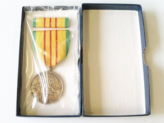 U.S. 1969 dated Medal Set Vietnam Service, NOS