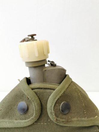 U.S. Vietnam war, Arctic/ Insulated Canteen. Steel...