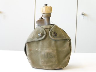 U.S. Vietnam war, Arctic/ Insulated Canteen. Steel...