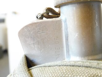 U.S. Vietnam war, Arctic/ Insulated Canteen. Steel Canteen dated 1961, cover without visible date but early belt hook