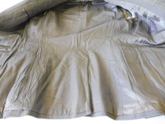 Bundeswehr, Dienstjacke Heer datiert 1960 mit original vernähten "spitzen" Schulterklappen, Schulterbreite 47 cm, Armlänge 65 cm