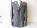 Bundeswehr, Dienstjacke Heer datiert 1960 mit original vernähten "spitzen" Schulterklappen, Schulterbreite 47 cm, Armlänge 65 cm