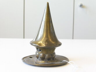 Spitze für eine Pickelhaube, Messing, nicht abschraubbar