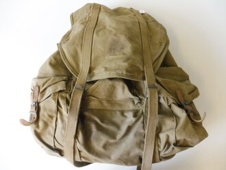 U.S. 1942 dated Mountain Troops rucksack, used, good , missing both  half a carrying strap