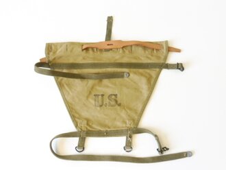 U.S. 1944 dated Carrier, Pack M-1928, Unused, vgc. The Carrier Pack was strapped to the bottom of the M28 Haversack