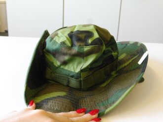 U.S. 1969 dated ERDL Boonie Hat, size 6 7/8 in unused...