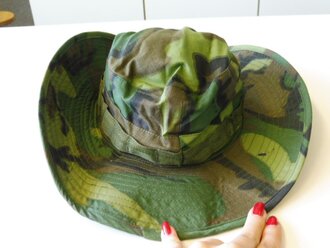 U.S. 1969 dated ERDL Boonie Hat, size 6 7/8 in unused...