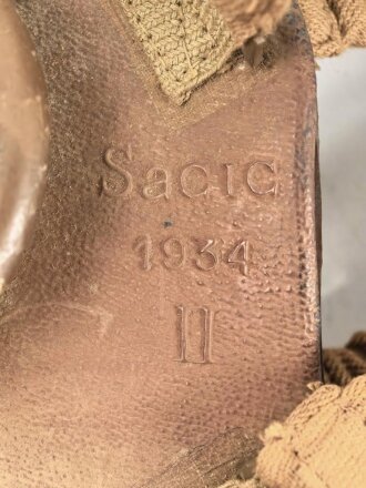 Belgien Armeegasmaske SACIC 1934 mit Filter in Bereitschaftstasche. Alles in gutem Zustand
