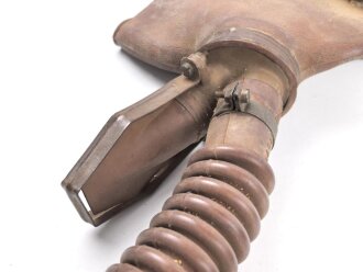 Belgien Armeegasmaske SACIC 1934 mit Filter in Bereitschaftstasche. Alles in gutem Zustand