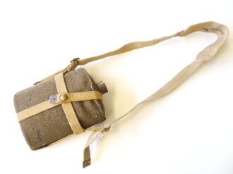 British WWII Pattern 37 water bottle, strap 1943 dated