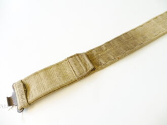 British WWII Pattern 37 belt, late war example with steel buckle and webbing loops, length of the belt is 92 cm